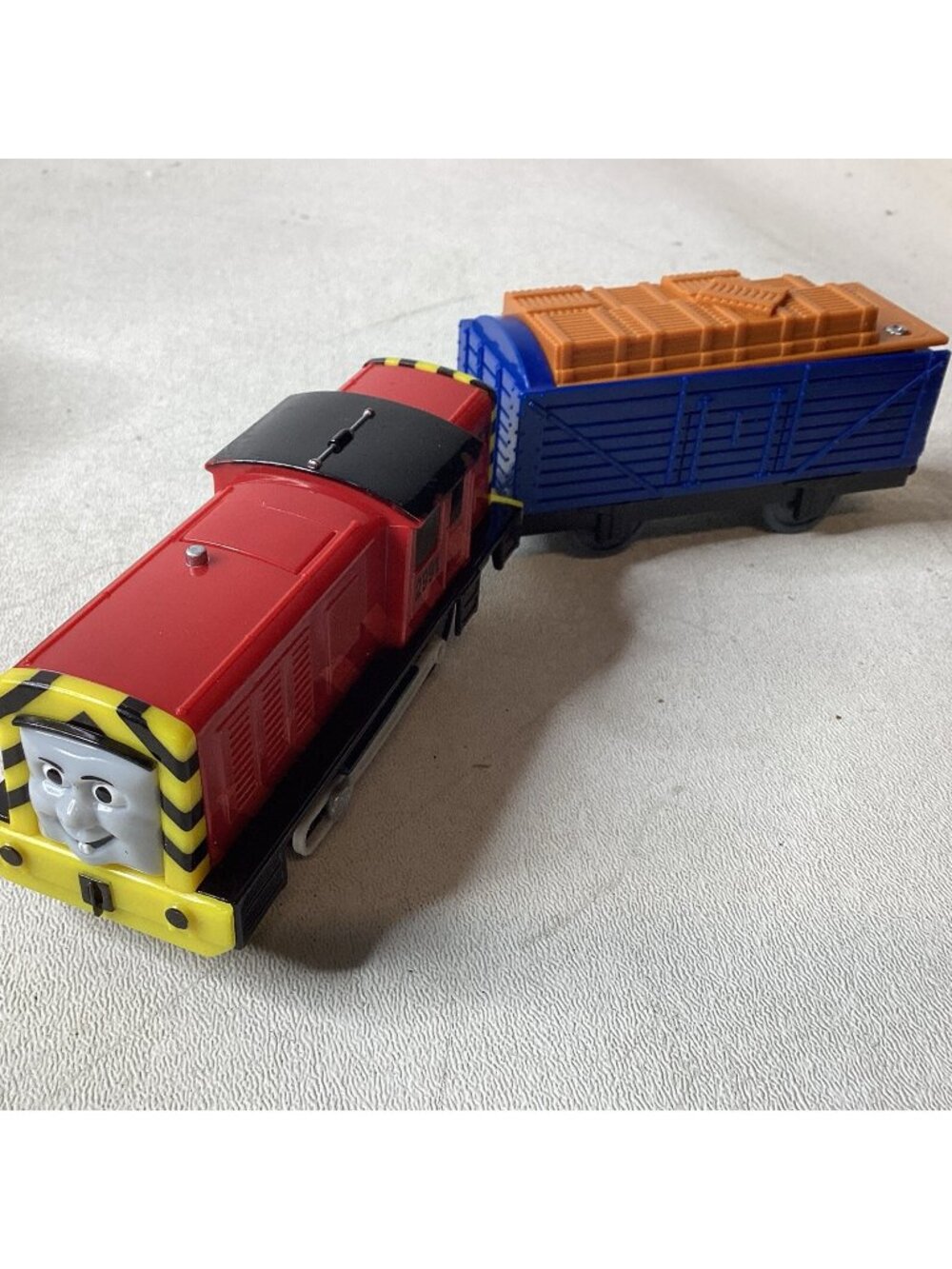 Thomas & Friends Talking "SALTY" + car TrackMaster Mattel 2010